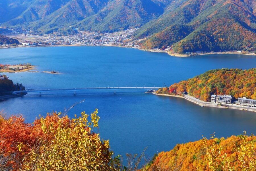 1-Day trip: Mt Fuji + Kawaguchi Lake area - Arakurayama Sengen Park and Chureito Pagoda for viewpoint time