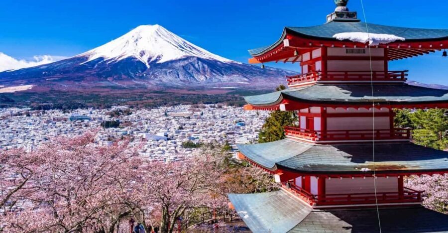 From Tokyo: Fuji Mountain Area - FujiQ - Lake Kawaguchiko - Chureito Pagoda - Doorstep Pickup, Then Straight Into Fuji Country