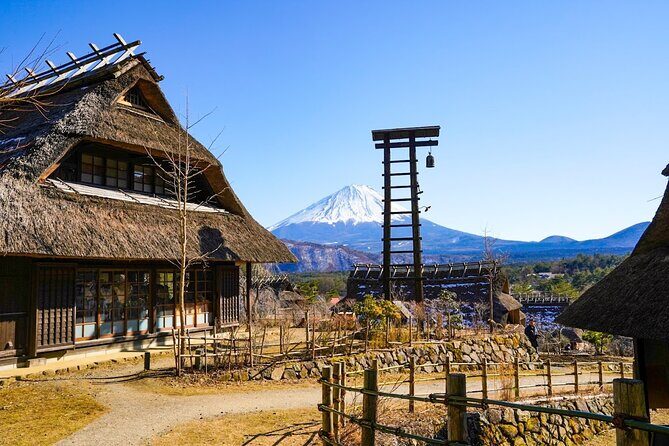 From Tokyo: Mount Fuji Sightseeing Full Day Trip - Stop 2: Chureito Pagoda at Arakurayama Sengen Park