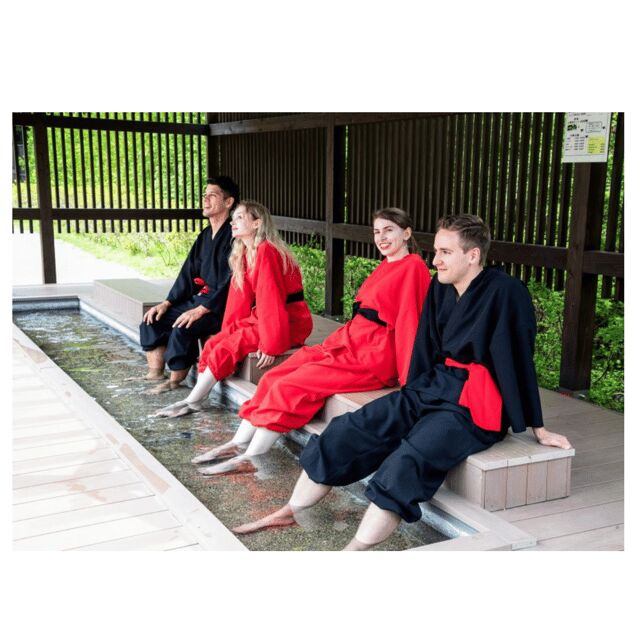From Tokyo Private Mount Fuji & Hakone Day Trip With Pick Up - Lake Ashi and the Yamanashi-area photo time
