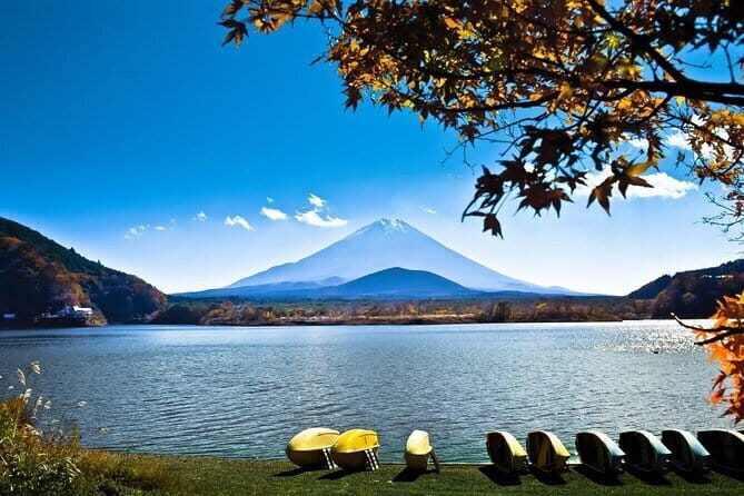 Japan's Best Mount Fuji Tour - Stop 3: Fujiyoshida and Honcho Street (the lunch-and-stroll hour)
