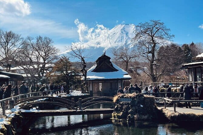 Mount Fuji Full Day Tour form Tokyo Lake Kawaguchi & Yamanaka - Lake Kawaguchiko + Oishi Park: two ways to frame Fuji