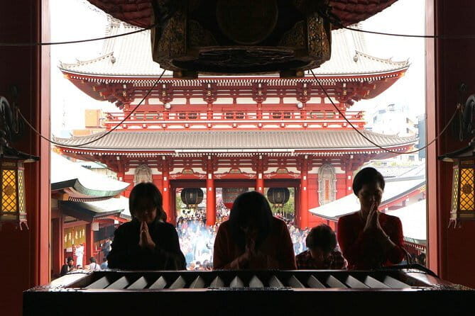 Mount Fuji Full Day Tour form Tokyo Lake Kawaguchi & Yamanaka - Arakurayama Sengen Park and the Chureito Pagoda viewpoint