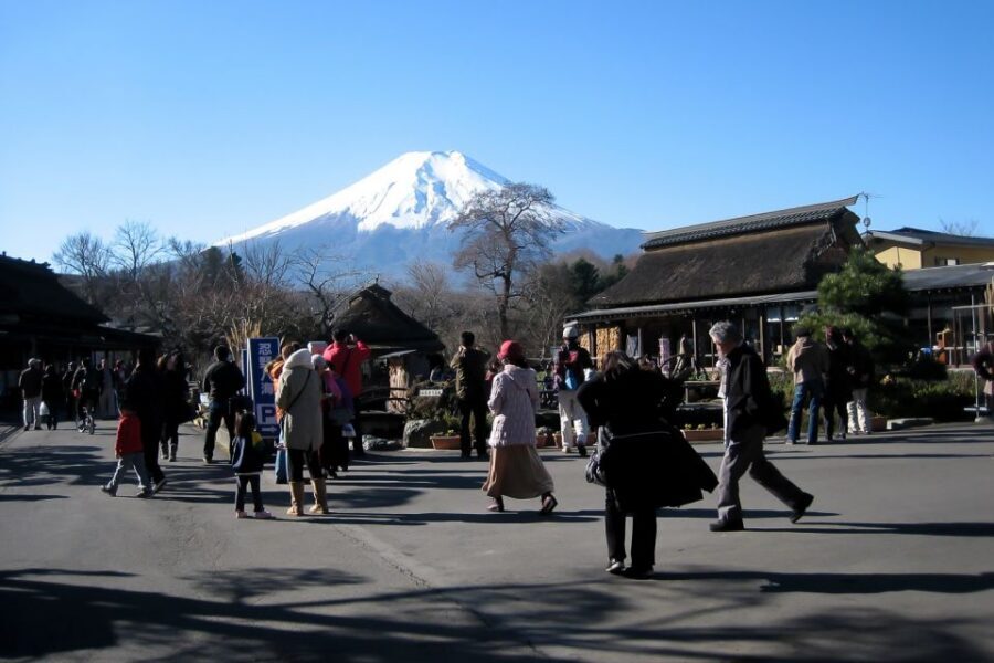 Mount Fuji: Full-Day Tour with Private Van - Mount Fuji Breaks at Oshinohakkai (The Eight-Pond Stop)