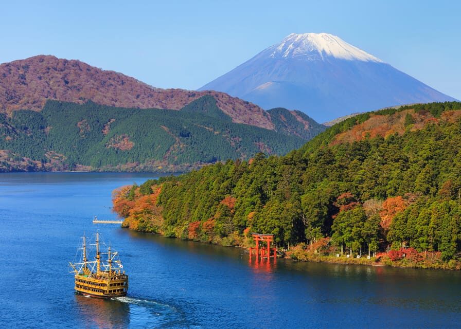 Mount Fuji - Hakone & Onsen Full Day Private Tour - Lake Ashi cruise and the red torii view across the water