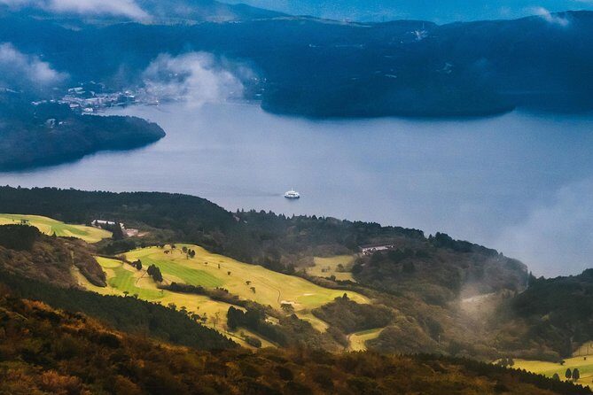Mt Fuji & Hakone Cruise, Drum Show Bullet Train 1 Day from Tokyo - Lunch at Fuji Zakura Hotel and the wadaiko performance timing