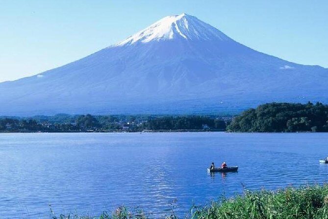 Mt Fuji & Hakone Cruise, Drum Show Bus 1 Day from Tokyo - Lunch at Fuji Zakura Hotel and the wadaiko break