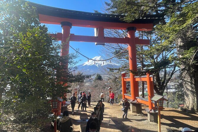Mt FUJI - Panoramic Tour w/ Hoto Lunch, JP Sake & Onsen tatto OK! - From Shinjuku at 7:30 to Nishikatsura and Fujiyoshida’s first Fuji moments