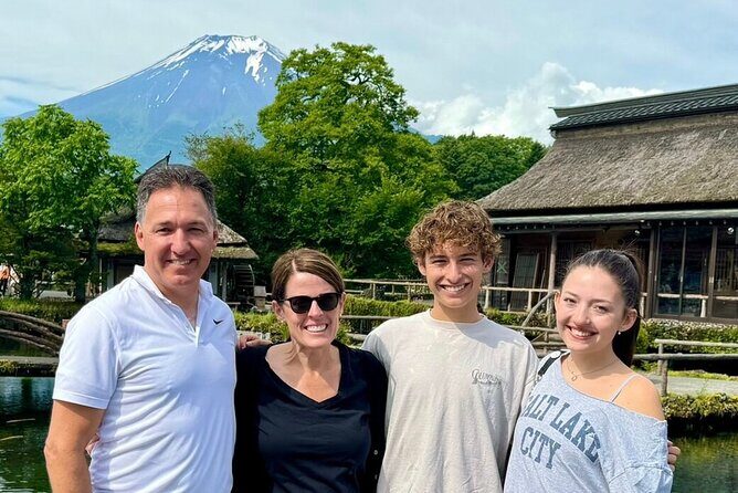 Mt Fuji Tour with Japanese Local Guide on Private Car from Tokyo - Oshino Hakkai: Eight Ponds That Tell a Different Story