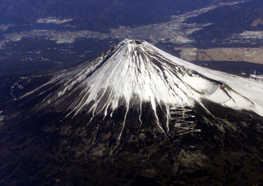 Sightseeing Day Trip to Mount Fuji and Hakone Green Number - How this day trip works: Tokyo pickup, one driver, and smart pacing